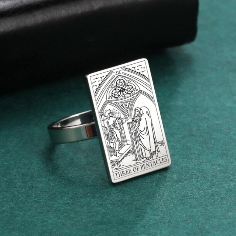 Tarot Card Ring "Three Of Pentacles" Engraved